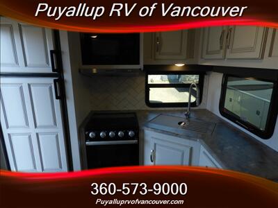 2022 KEYSTONE RV COUGAR 24SABWE   - Photo 13 - Vancouver, WA 98682-4901