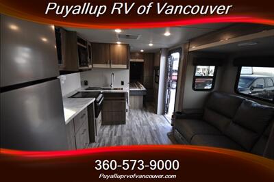 2022 GRAND DESIGN IMAGAINE 22RBE TRAVEL TRAILER   - Photo 9 - Vancouver, WA 98682-4901