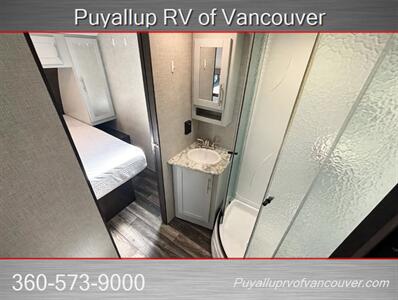 2020 KEYSTONE RV BULLET 269 RLSWE ULTRALITE PREMIUM   - Photo 18 - Vancouver, WA 98682-4901