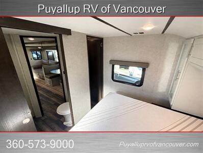 2020 KEYSTONE RV BULLET 269 RLSWE ULTRALITE PREMIUM   - Photo 16 - Vancouver, WA 98682-4901