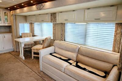 1999 Gulf Stream Tourmaster 8403 - Photo 6 - Puyallup, WA 98373