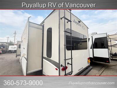 2018 JAYCO EAGLE 330RSTS   - Photo 3 - Vancouver, WA 98682-4901