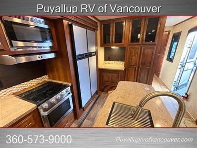 2018 JAYCO EAGLE 330RSTS   - Photo 15 - Vancouver, WA 98682-4901