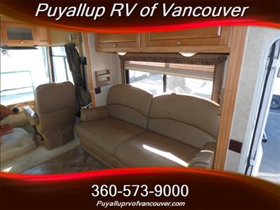 2010 WINNEBAGO ITASCA SUNSTAR 30-W   - Photo 12 - Vancouver, WA 98682-4901