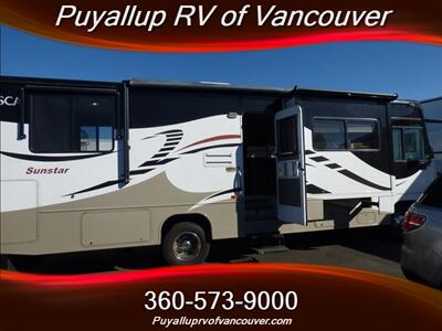 2010 WINNEBAGO ITASCA SUNSTAR 30-W   - Photo 5 - Vancouver, WA 98682-4901