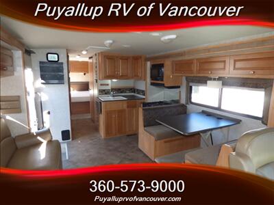 2010 WINNEBAGO ITASCA SUNSTAR 30-W   - Photo 10 - Vancouver, WA 98682-4901