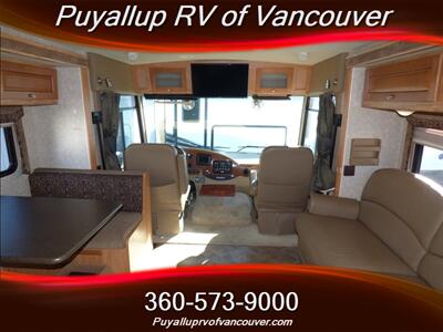 2010 WINNEBAGO ITASCA SUNSTAR 30-W   - Photo 13 - Vancouver, WA 98682-4901