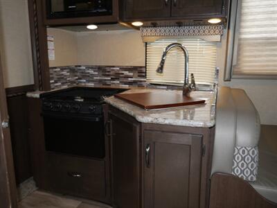 2018 Thor Freedom Elite 29FE   - Photo 8 - Puyallup, WA 98373