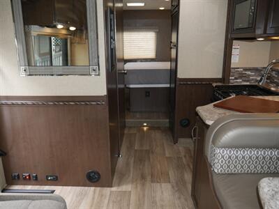 2018 Thor Freedom Elite 29FE   - Photo 15 - Puyallup, WA 98373