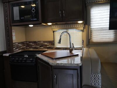 2018 Thor Freedom Elite 29FE   - Photo 7 - Puyallup, WA 98373