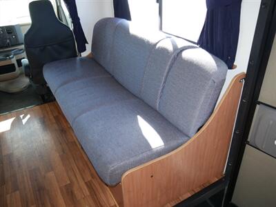 2015 Thor Fourwinds 28A   - Photo 10 - Puyallup, WA 98373