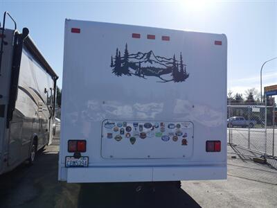 2015 Thor Fourwinds 28A   - Photo 2 - Puyallup, WA 98373