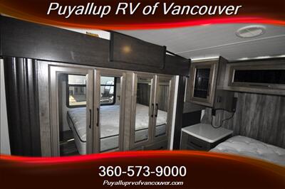 2020 HEARTLAND RV CYCLONE 4101   - Photo 9 - Vancouver, WA 98682-4901