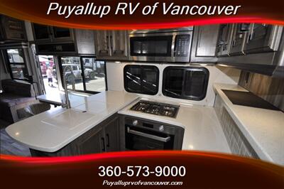 2020 HEARTLAND RV CYCLONE 4101   - Photo 3 - Vancouver, WA 98682-4901