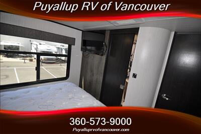 2020 HEARTLAND RV CYCLONE 4101   - Photo 10 - Vancouver, WA 98682-4901