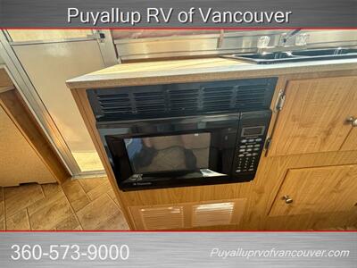 2010 COLEMAN AVALON HI SIDE   - Photo 12 - Vancouver, WA 98682-4901