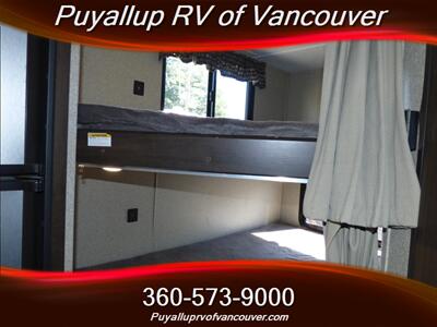 2020 KEYSTONE RV SPRINGDALE 220BHWE   - Photo 9 - Vancouver, WA 98682-4901