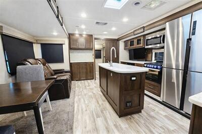2022 Grand Design Reflection 312BHTS - Photo 6 - Puyallup, WA 98373