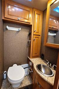 2017 Thor Windsport 31S - Photo 10 - Puyallup, WA 98373