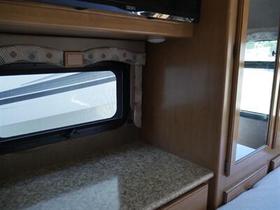 2017 Thor Windsport 31S   - Photo 11 - Puyallup, WA 98373