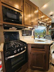 2024 Outdoors RV MNT TRAX 29TRX   - Photo 12 - Puyallup, WA 98373