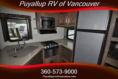 2017 KEYSTONE RV COUGAR 28RKS 28RKS FIFTH WHEEL   - Photo 12 - Vancouver, WA 98682-4901