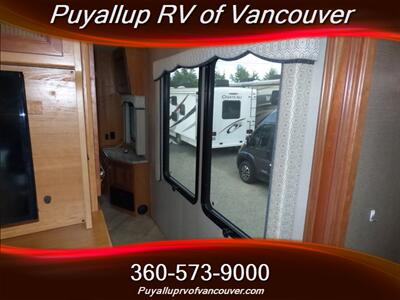 2015 HOLIDAY RAMBLER VACATIONER 36SB   - Photo 16 - Vancouver, WA 98682-4901