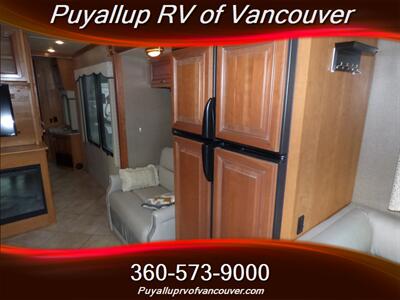 2015 HOLIDAY RAMBLER VACATIONER 36SB   - Photo 13 - Vancouver, WA 98682-4901