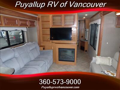 2015 HOLIDAY RAMBLER VACATIONER 36SB   - Photo 12 - Vancouver, WA 98682-4901