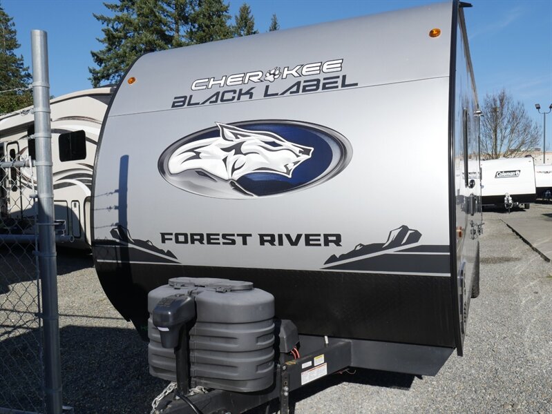 2025 Forest River Cherokee Greywolf Black Label 22RRBL  
