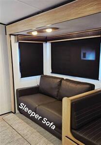 2021 Cruiser RV Radiance 28BH   - Photo 5 - Puyallup, WA 98373