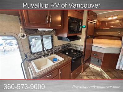 2014 THOR MC FOUR WINDS 24C   - Photo 8 - Vancouver, WA 98682-4901