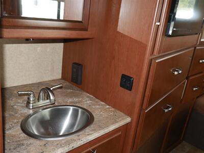 2015 Thor Axis 25.1   - Photo 8 - Puyallup, WA 98373