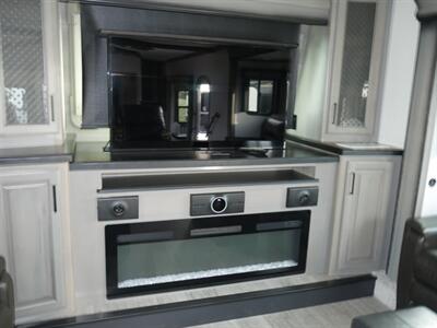 2022 Keystone Montana 3763BP - Photo 21 - Puyallup, WA 98373