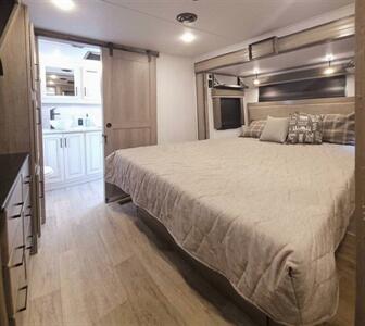 2022 Keystone Montana 3763BP - Photo 9 - Puyallup, WA 98373