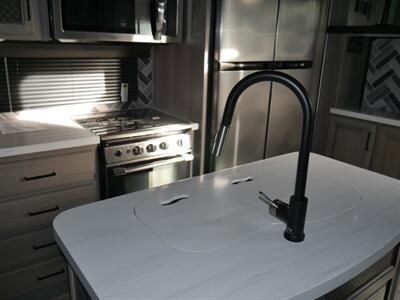 2022 Keystone Montana 3763BP - Photo 6 - Puyallup, WA 98373