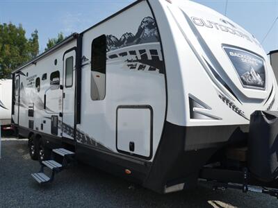 2022 Outdoors RV Mountain Trax 28DBS   - Photo 2 - Puyallup, WA 98373