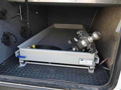 2022 Outdoors RV Mountain Trax 28DBS   - Photo 4 - Puyallup, WA 98373