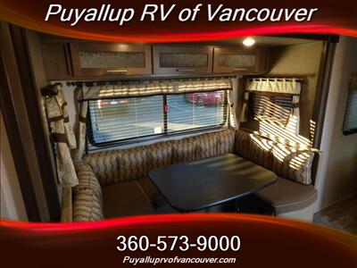 2019 FOREST RIVER RV SURVEYOR 243RBS   - Photo 9 - Vancouver, WA 98682-4901