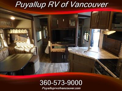 2019 FOREST RIVER RV SURVEYOR 243RBS   - Photo 8 - Vancouver, WA 98682-4901