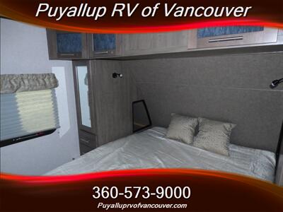 2019 FOREST RIVER RV SURVEYOR 243RBS   - Photo 14 - Vancouver, WA 98682-4901