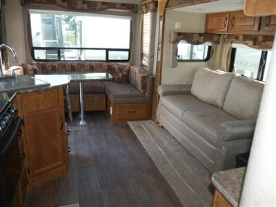 2013 Outdoors RV Timber Ridge 250RDS   - Photo 9 - Puyallup, WA 98373