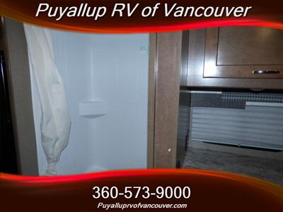 2019 WINNEBAGO OUTLOOK 27D   - Photo 17 - Vancouver, WA 98682-4901