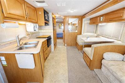 2007 Fleetwood Terra 34N - Photo 5 - Puyallup, WA 98373