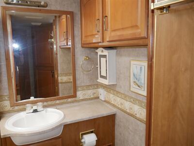2007 Fleetwood Terra 34N - Photo 8 - Puyallup, WA 98373
