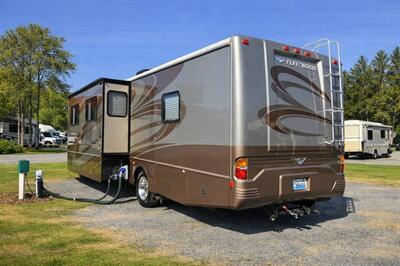 2007 Fleetwood Terra 34N - Photo 2 - Puyallup, WA 98373