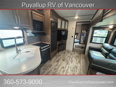2020 KEYSTONE COUGAR 29RDB   - Photo 12 - Vancouver, WA 98682-4901