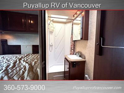 2014 Fleetwood Jamboree Searcher 23B   - Photo 14 - Vancouver, WA 98682-4901