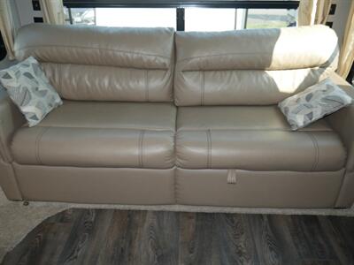 2018 Forest River Wildcat Maxx 32TSX   - Photo 8 - Puyallup, WA 98373