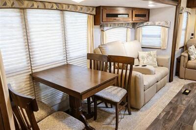 2018 Forest River Wildcat Maxx 32TSX - Photo 5 - Puyallup, WA 98373